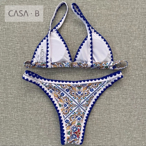 5⭐️ CASA B 🌊| Amalfi Coast Print Triangle Bikini Set in Deep Blue - Picture 5 of 7